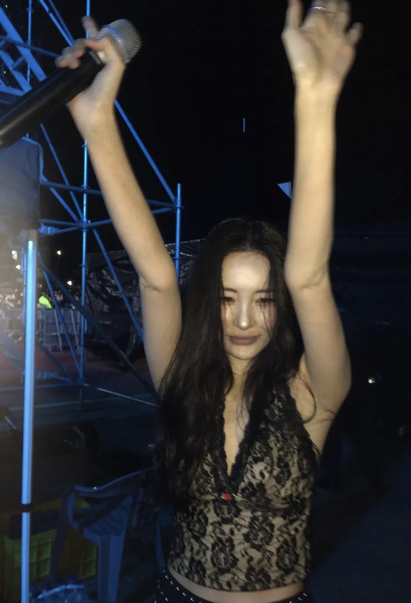����