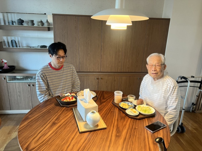 페퍼톤스 <b>이장원 조부</b>, 향년 100세로 <b>별세</b>…“가족장으로 잘 모셨다”