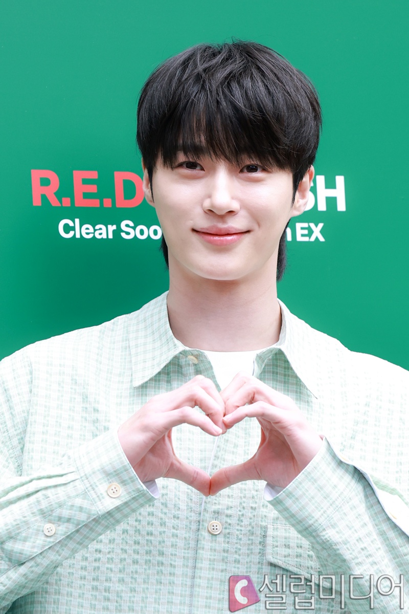 <b>변우석</b> 측, <b>사생활 침해</b> 주의 당부 “매니저 거주지 찾아가는 행위도 중...