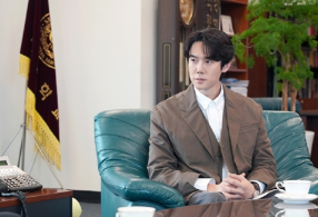 ����̹���