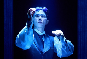 ����̹���