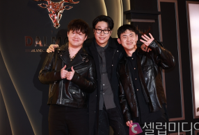 ����̹���