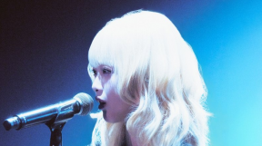 ����̹���