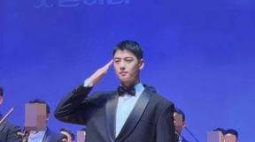 ����̹���